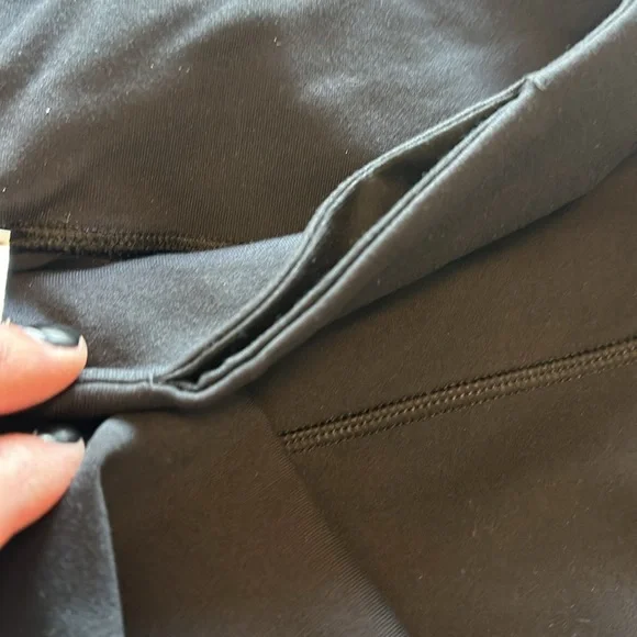 Lululemon pants - Picture 3 of 8